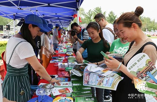 國家旅游局：抓旅游安全不能“說在嘴上、寫在紙上、貼在墻上”