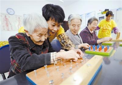 醫(yī)生建議：中年人應適當增加腫瘤篩查項目