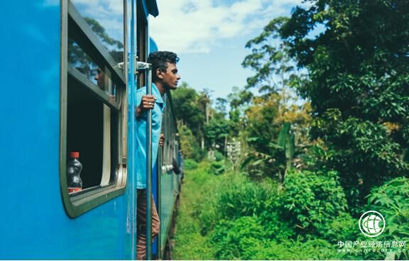 天巡skyscanner: 新年火車(chē)駛向浪漫旅程，你想體驗(yàn)的精彩都在路上