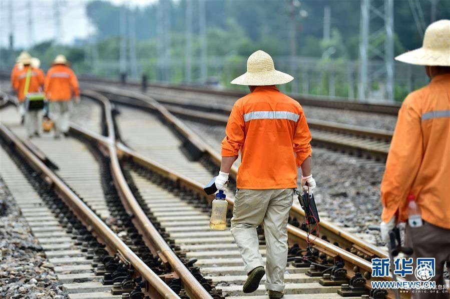 消失、細化、新生——40年職業(yè)變遷背后的起伏人生