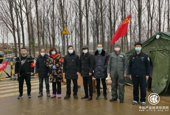 疫情防控狙擊戰(zhàn) 河南南召留山鎮(zhèn)黨員干部用行動踐行入黨誓言