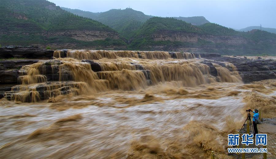 山西壺口瀑布景區(qū)受洪峰影響暫時關閉