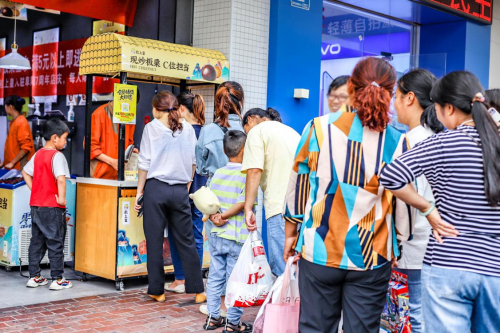 淺析粒上皇品牌年輕化，看傳統(tǒng)零食品牌如何玩轉(zhuǎn)“炒作”文化