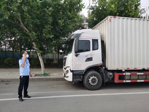 疫情防控 我們在行動 | 山東濟(jì)寧高新區(qū)：全面排摸車輛情況 筑牢轄區(qū)防疫“鐵網(wǎng)”