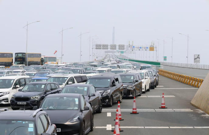 大灣區(qū)融合新里程碑！“港車北上”突破100萬輛次