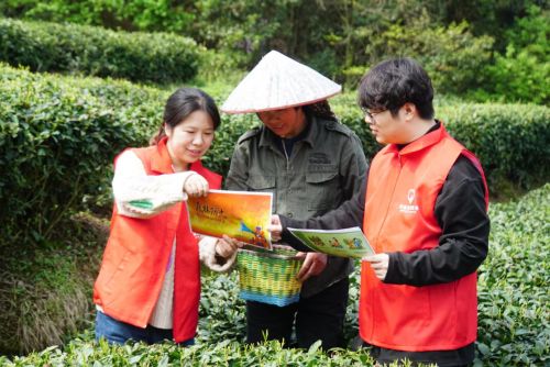 助力環(huán)境保護 擦亮生態(tài)底色